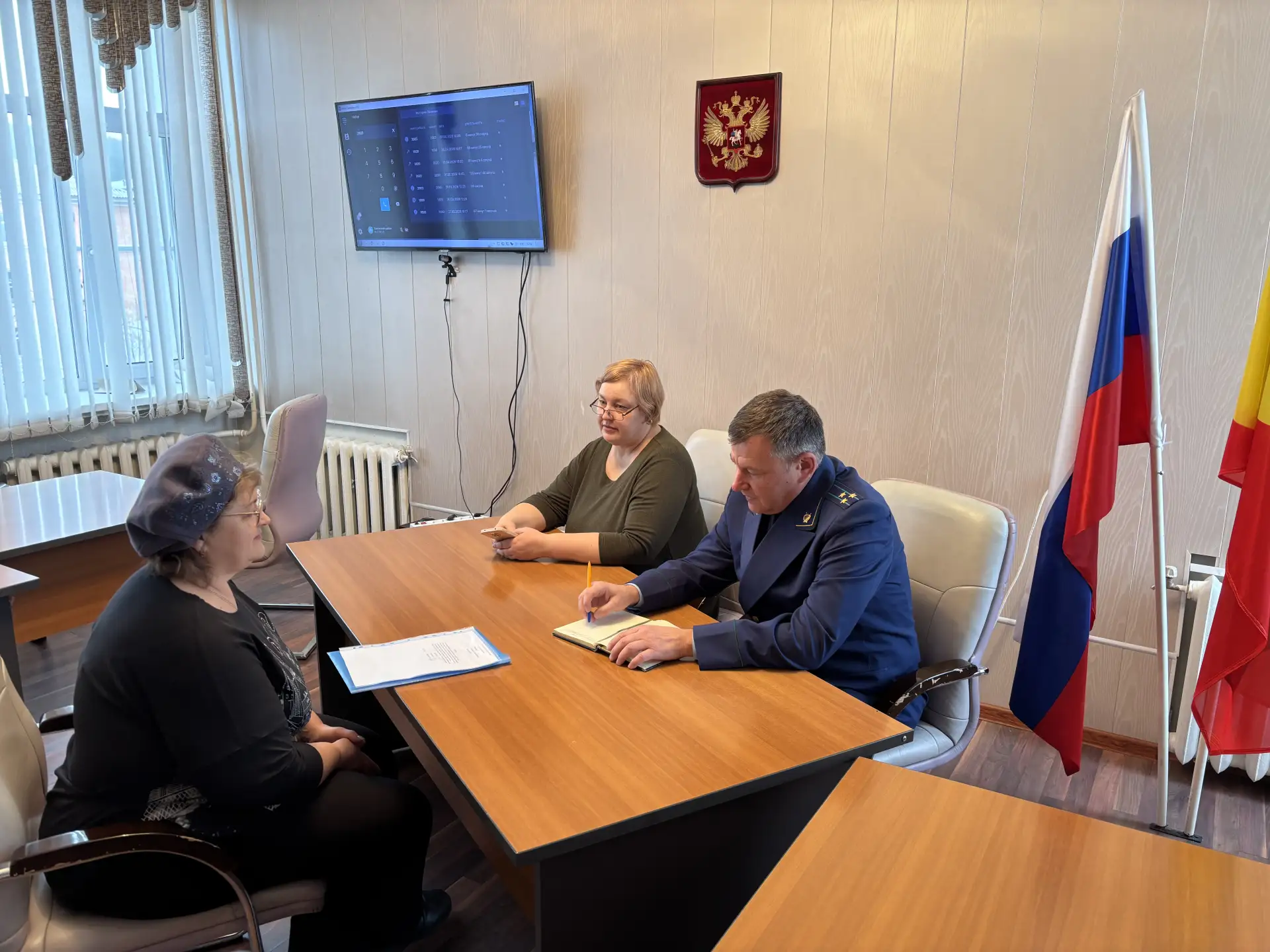 В Забайкалье прокуроры провели Всероссийский день приема предпринимателей В Забайкалье прокуроры провели Всероссийский день приема предпринимателей