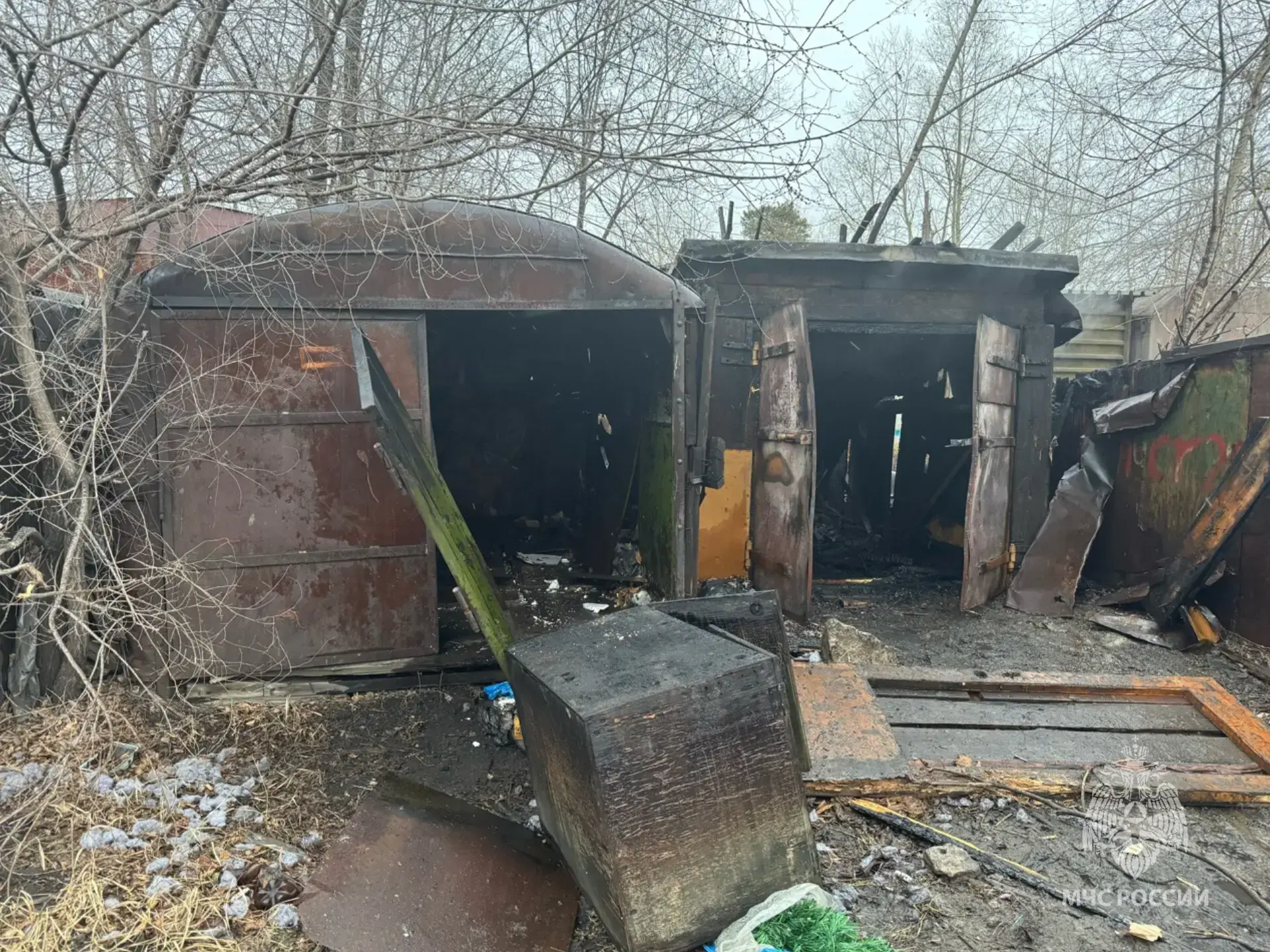 Двое несовершеннолетних читинцев в один день стали виновниками пожаров Двое несовершеннолетних читинцев в один день стали виновниками пожаров