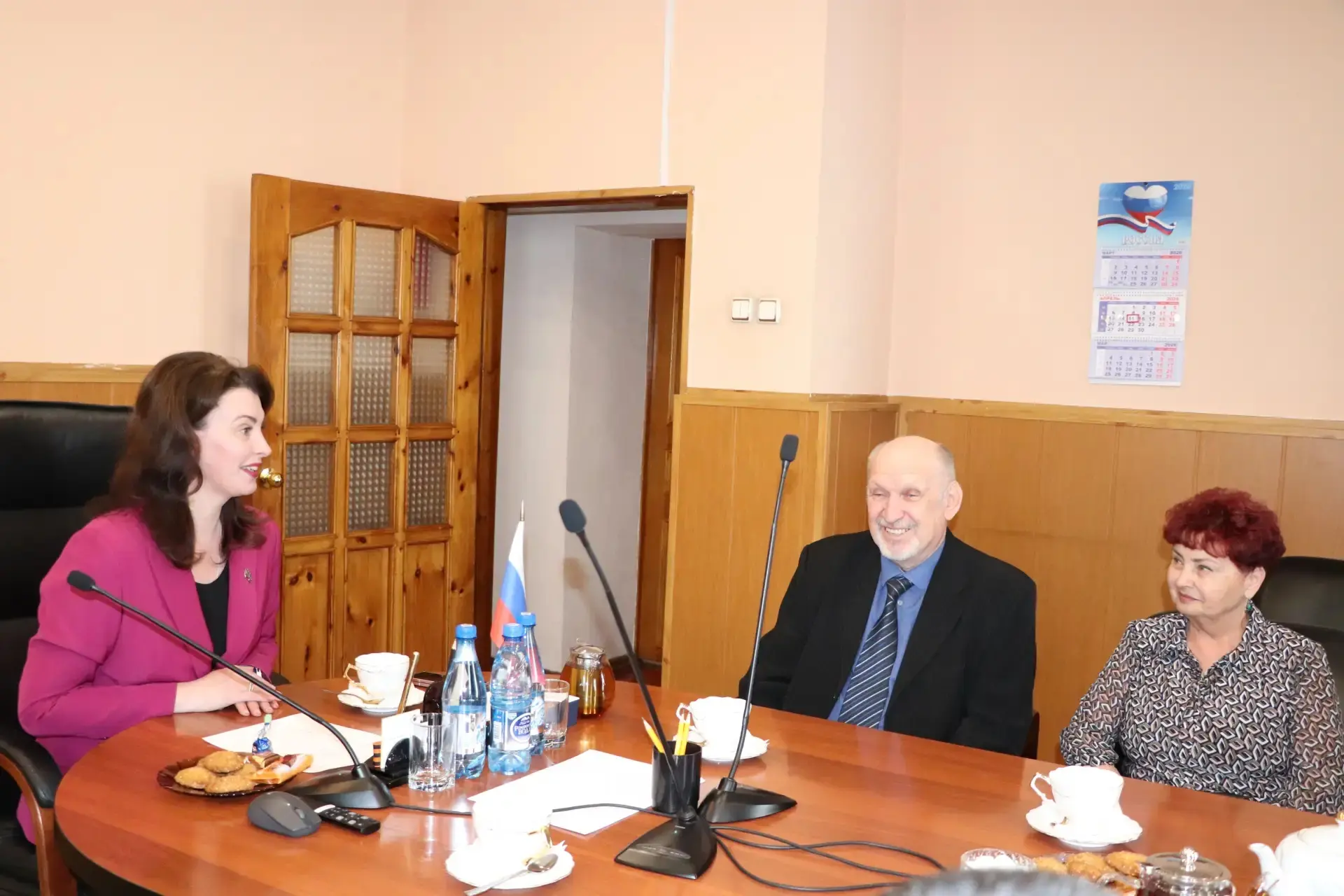 Инна Щеглова: Непраздный разговор за чашкой чая Инна Щеглова: Непраздный разговор за чашкой чая