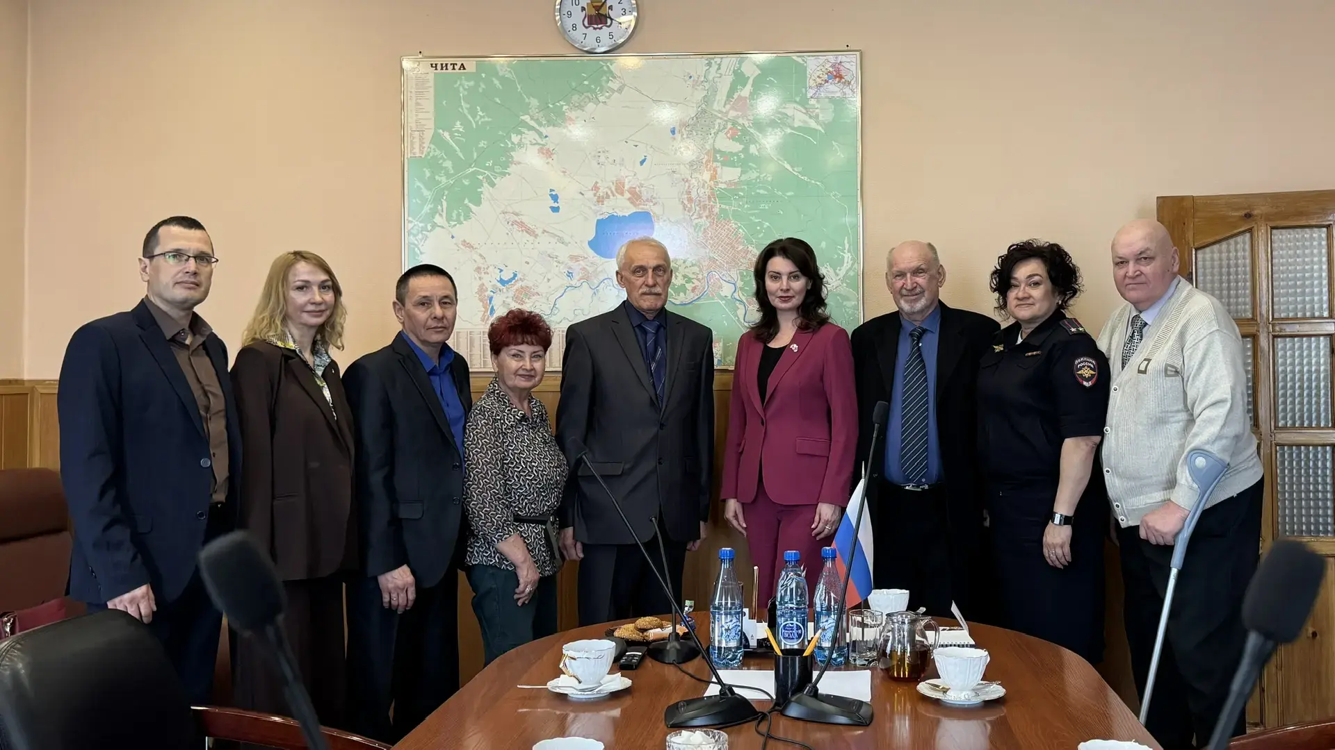 Признание заслуг: в городской администрации Читы чествовали ветеранов органов внутренних дел Признание заслуг: в городской администрации Читы чествовали ветеранов органов внутренних дел