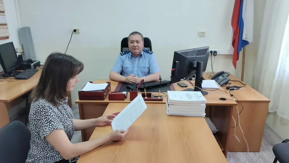 Вчера в органах прокуратуры прошел очередной Всероссийский день приема предпринимателей Вчера в органах прокуратуры прошел очередной Всероссийский день приема предпринимателей