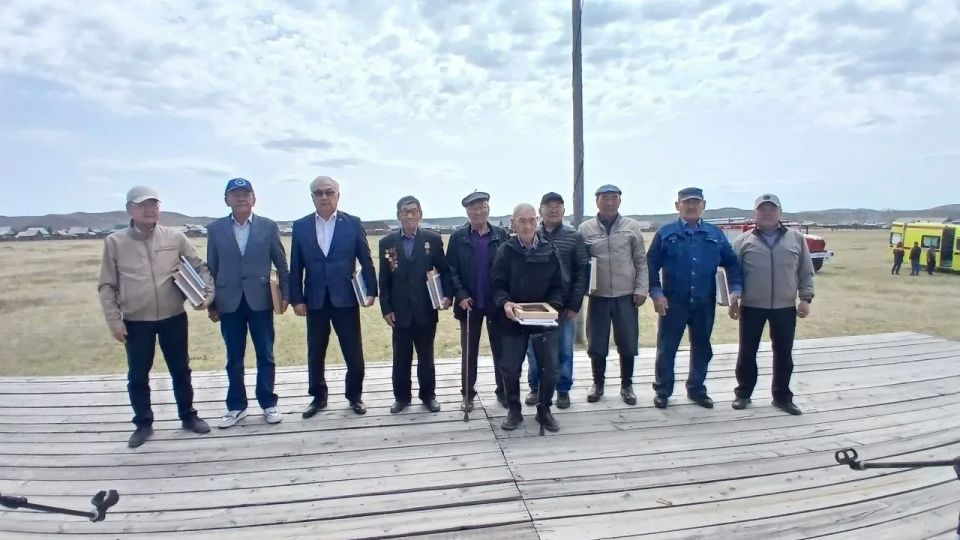 В Агинском округе открыли конно-спортивный сезон - 2026 В Агинском округе открыли конно-спортивный сезон - 2026