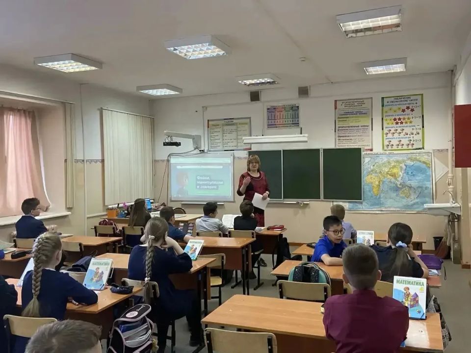 Первые «Разговоры о безопасности» прошли в Забайкальских школах Первые «Разговоры о безопасности» прошли в Забайкальских школах