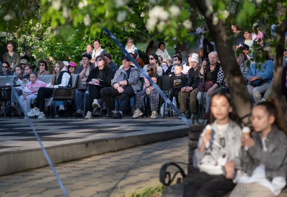 Как «Ночь короткого метра», но не «Ночь» Как «Ночь короткого метра», но не «Ночь»