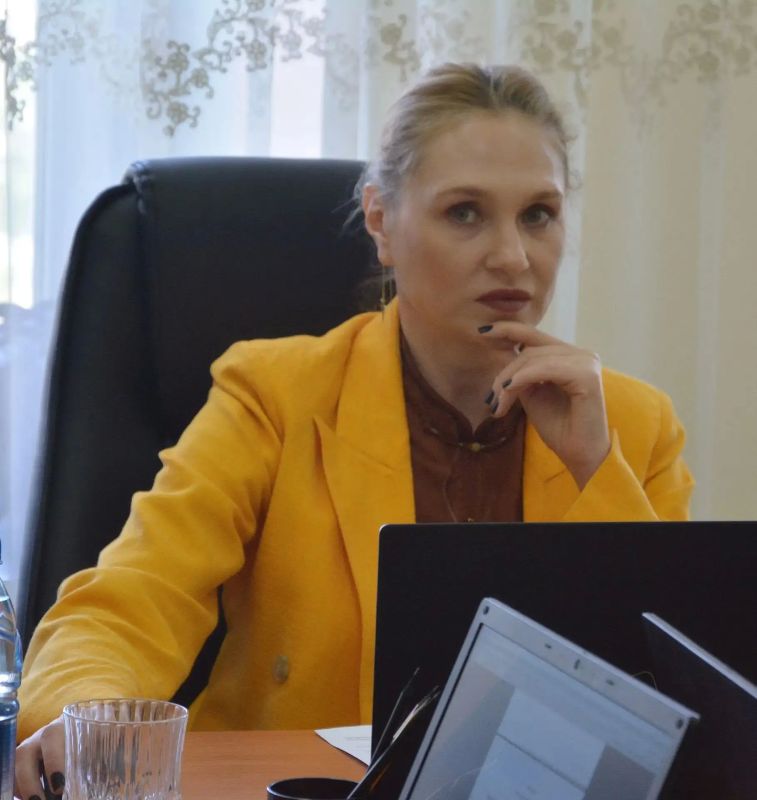 Сегодня, 27 мая, состоялось совместное заседание двух профильных комитетов Думы Читы, возглавляемых Яной Конопасевич и Никитой Ждановым Сегодня, 27 мая, состоялось совместное заседание двух профильных комитетов Думы Читы, возглавляемых Яной Конопасевич и Никитой Ждановым