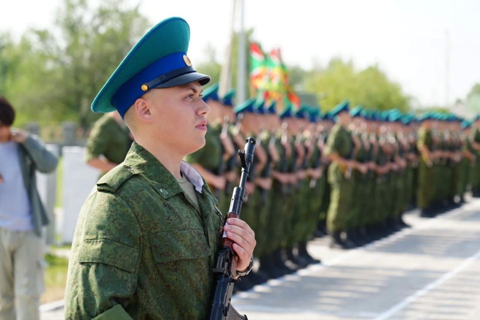 Александр Осипов: Поздравляю с праздником забайкальских пограничников! Александр Осипов: Поздравляю с праздником забайкальских пограничников!