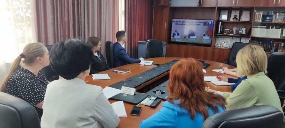 ЦИК РОССИИ ПРОВЁЛ ВСЕРОССИЙСКОЕ СОВЕЩАНИЕ С ПОЛИТИЧЕСКИМИ ПАРТИЯМИ ЦИК РОССИИ ПРОВЁЛ ВСЕРОССИЙСКОЕ СОВЕЩАНИЕ С ПОЛИТИЧЕСКИМИ ПАРТИЯМИ