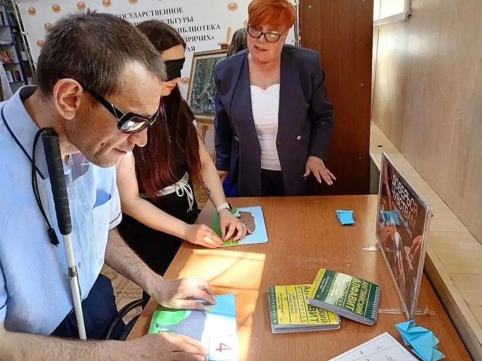 Оригами в полной темноте, фильм с закрытыми глазами, шедевры мирового изобразительного искусства – на ощупь Оригами в полной темноте, фильм с закрытыми глазами, шедевры мирового изобразительного искусства – на ощупь