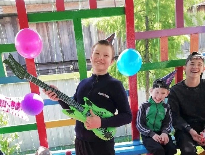 В Сретенском социально-реабилитационном центре для несовершеннолетних имени С.Г. Киргизова состоялся праздник «Пусть лето звонкое смеется!», посвящённый Международному дню защиты детей и началу летних каникул В Сретенском социально-реабилитационном центре для несовершеннолетних имени С.Г. Киргизова состоялся праздник «Пусть лето звонкое смеется!», посвящённый Международному дню защиты детей и началу летних каникул