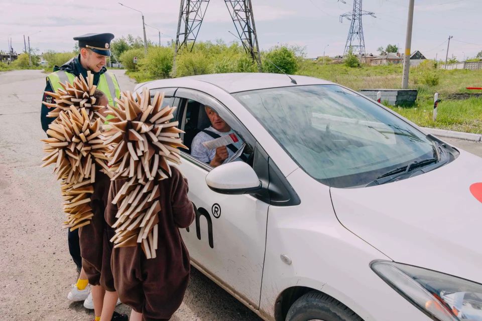 «И ежу понятно…»: ЗабЖД присоединилась к Международному дню привлечения внимания к железнодорожным переездам «И ежу понятно…»: ЗабЖД присоединилась к Международному дню привлечения внимания к железнодорожным переездам