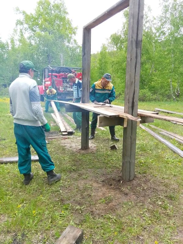 Сотрудники Читинского участка КГСАУ «Забайкаллесхоз» продолжают работы по благоустройству мест массового отдыха граждан