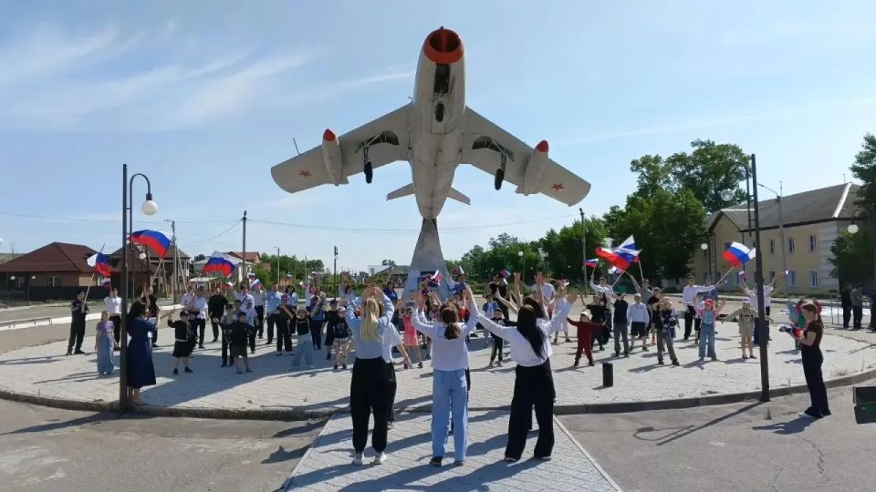 Россия в сердце: патриотические мероприятия прошли в лицее Забайкалья Россия в сердце: патриотические мероприятия прошли в лицее Забайкалья