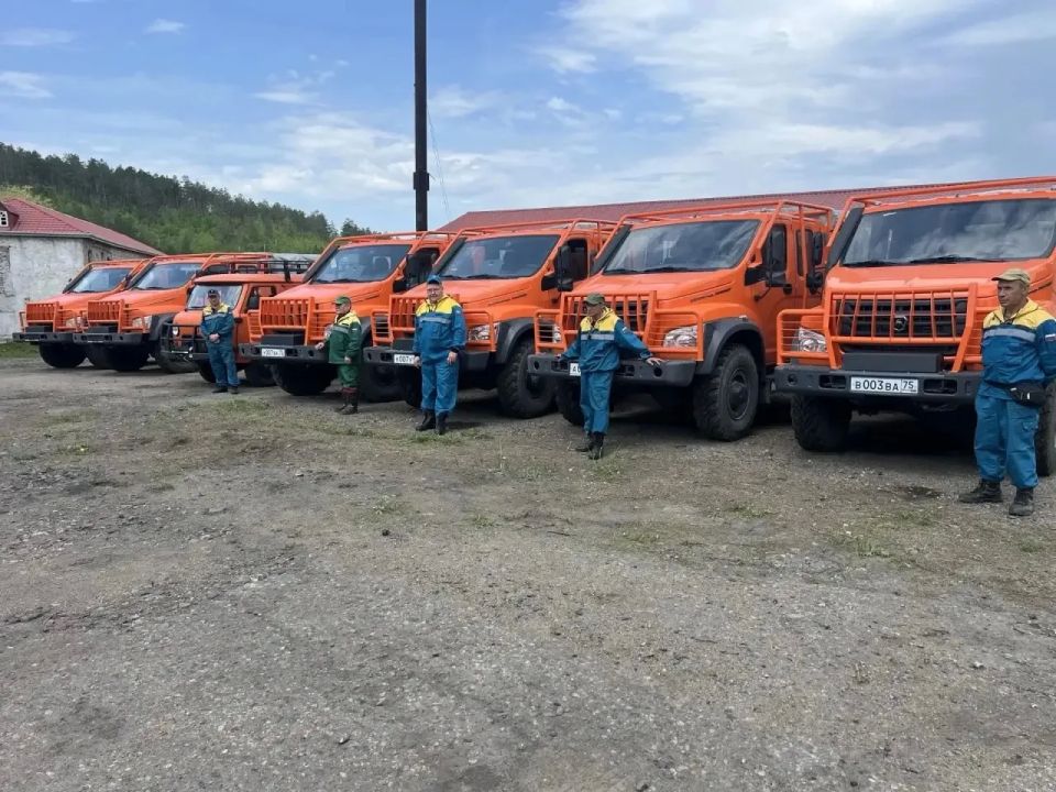 Лесные пожарные Забайкалья получили ключи от новой техники Лесные пожарные Забайкалья получили ключи от новой техники