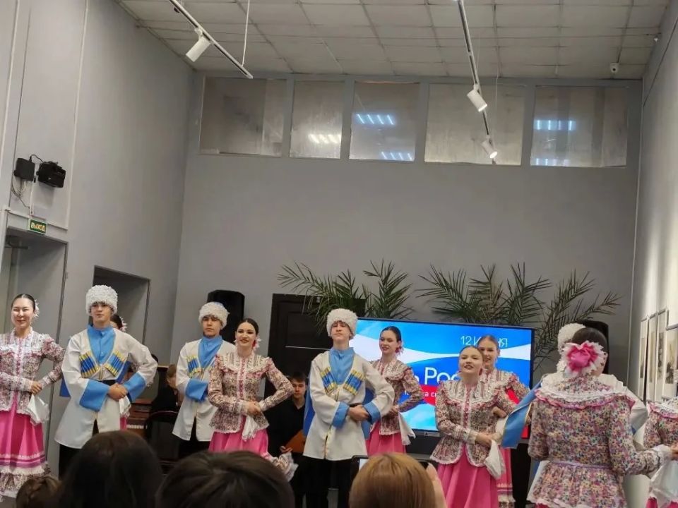 Студенты ЧИ БГУ посетили праздничное мероприятие в Забайкальском краевом художественном музее "Сила духа сквозь века!" Студенты ЧИ БГУ посетили праздничное мероприятие в Забайкальском краевом художественном музее "Сила духа сквозь века!"