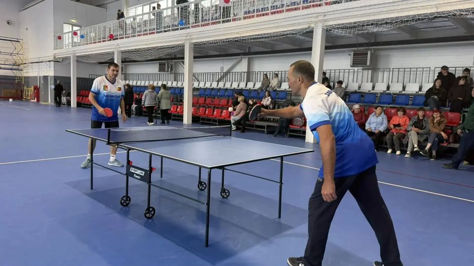 Новый физкультурно-оздоровительный комплекс открыли в Кыре Новый физкультурно-оздоровительный комплекс открыли в Кыре