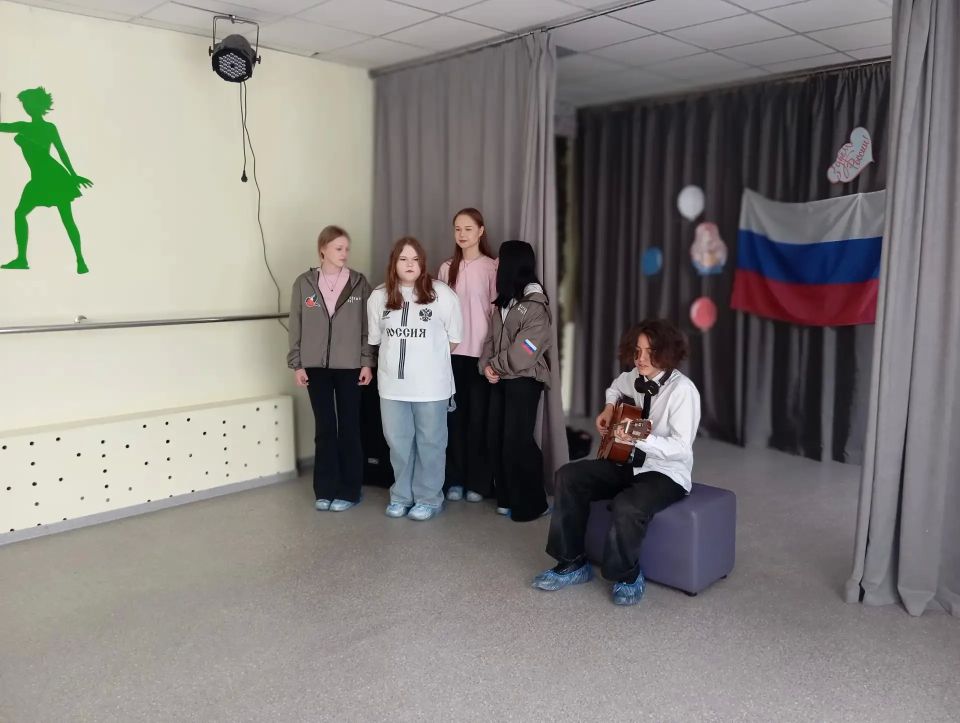 В Центре помощи детям имени В.Н. Подгорбунского отметили День России ярко и душевно В Центре помощи детям имени В.Н. Подгорбунского отметили День России ярко и душевно