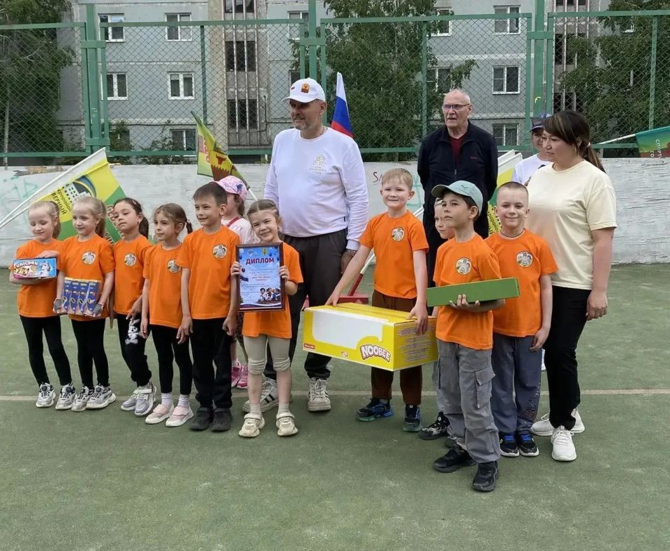 Бэби-спартакиада — ежегодные спортивные соревнования среди воспитанников детских садов микрорайона Северный, направленные на популяризацию здорового образа жизни, провели при поддержке регионального отделения «Здоровое... Бэби-спартакиада — ежегодные спортивные соревнования среди воспитанников детских садов микрорайона Северный, направленные на популяризацию здорового образа жизни, провели при поддержке регионального отделения «Здоровое...
