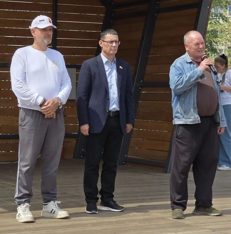 Депутаты городской Думы приняли активное участие в проведении мероприятий, приуроченных ко Дню России Депутаты городской Думы приняли активное участие в проведении мероприятий, приуроченных ко Дню России
