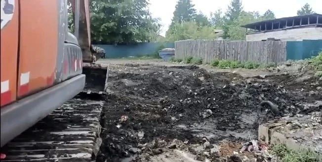Две стихийные свалки убрали в Железнодорожном районе Читы Две стихийные свалки убрали в Железнодорожном районе Читы