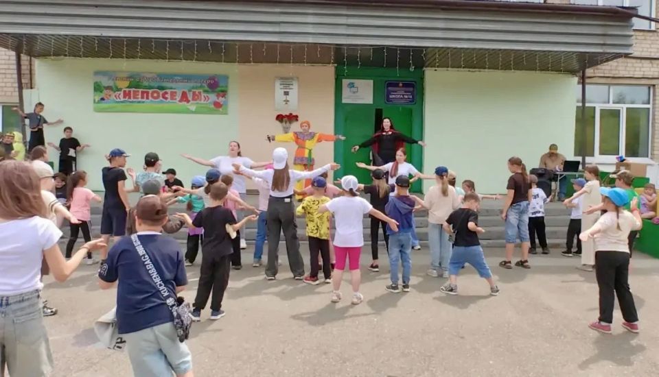 Солнечное настроение в пришкольном лагере! Солнечное настроение в пришкольном лагере!