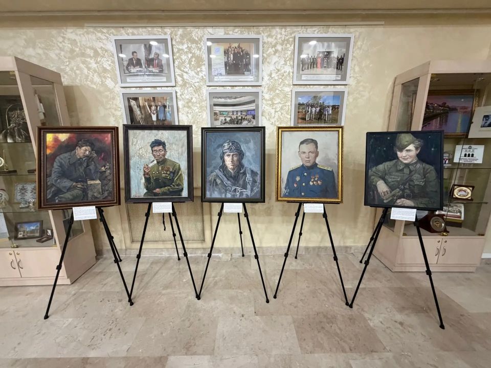 Портрет Семёна Номоконова представлен на Всероссийской выставке в Общественной палате РФ