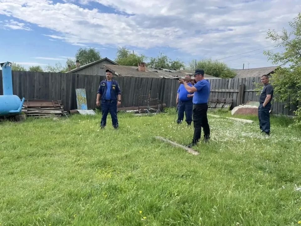 Пожарные Петровск-Забайкальского округа сразились в спортивном поединке Пожарные Петровск-Забайкальского округа сразились в спортивном поединке