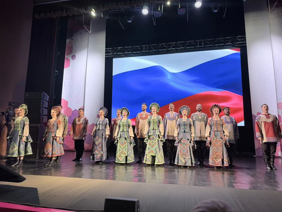В эти минуты в Чите начинается стратегическая сессия «Семья на первом месте: профилактика алкогольной и наркотической зависимости родителей» В эти минуты в Чите начинается стратегическая сессия «Семья на первом месте: профилактика алкогольной и наркотической зависимости родителей»