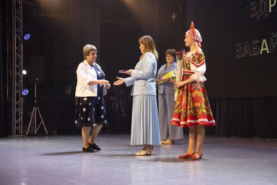 «Святая профессия»: Наталья Тумурова поздравила медиков Забайкалья «Святая профессия»: Наталья Тумурова поздравила медиков Забайкалья