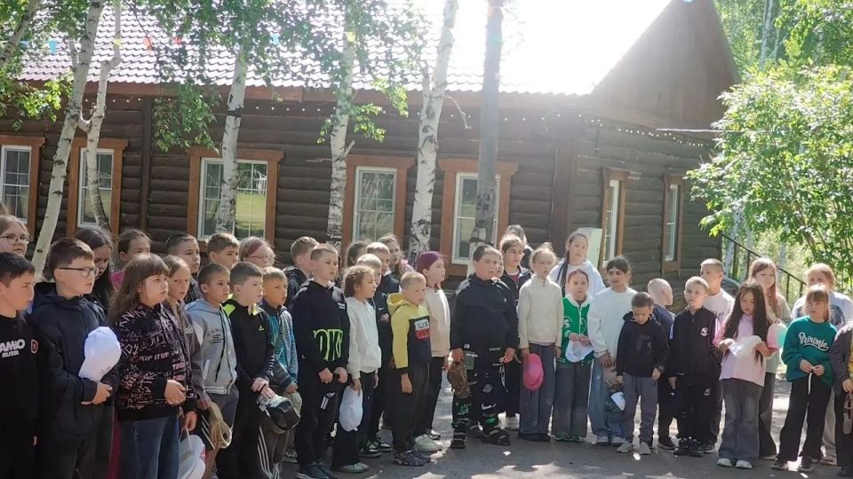 Сотрудники Госавтоинспекциии приняли участие в открытии детской профильной смены в лагере «Байрус Сотрудники Госавтоинспекциии приняли участие в открытии детской профильной смены в лагере «Байрус