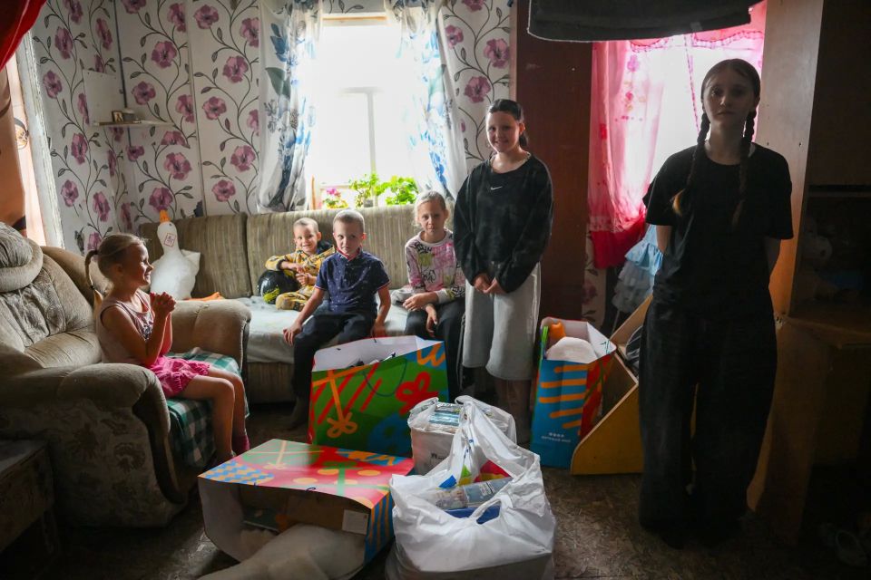 Мария Львова-Белова: Заехали в одно из сёл Забайкальского края – навестить большую семью в трудной ситуации Мария Львова-Белова: Заехали в одно из сёл Забайкальского края – навестить большую семью в трудной ситуации