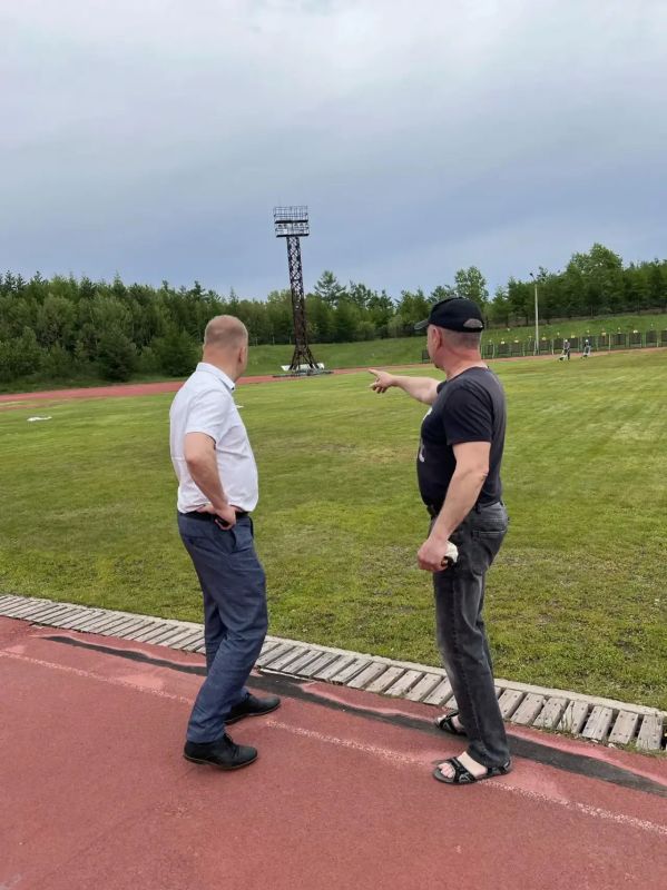 Министр физической культуры и спорта посетил спортивные объекты города Читы Министр физической культуры и спорта посетил спортивные объекты города Читы