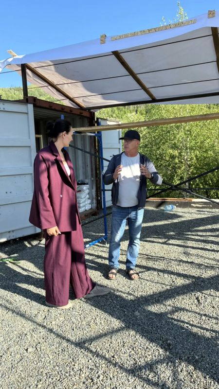 Помните нашего мамонтёнка? Так вот: мы уже начали делать его в натуральную величину! Помните нашего мамонтёнка? Так вот: мы уже начали делать его в натуральную величину!