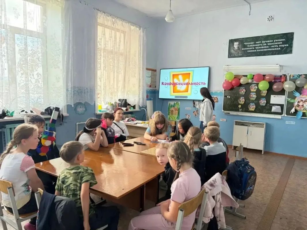 Студенты Читинского педагогического колледжа приступили к практике «Цифровой куратор» Студенты Читинского педагогического колледжа приступили к практике «Цифровой куратор»