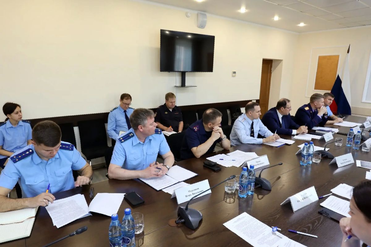 В прокуратуре Забайкальского края межведомственная рабочая группа обсудила вопросы контрактации мероприятий национальных проектов В прокуратуре Забайкальского края межведомственная рабочая группа обсудила вопросы контрактации мероприятий национальных проектов