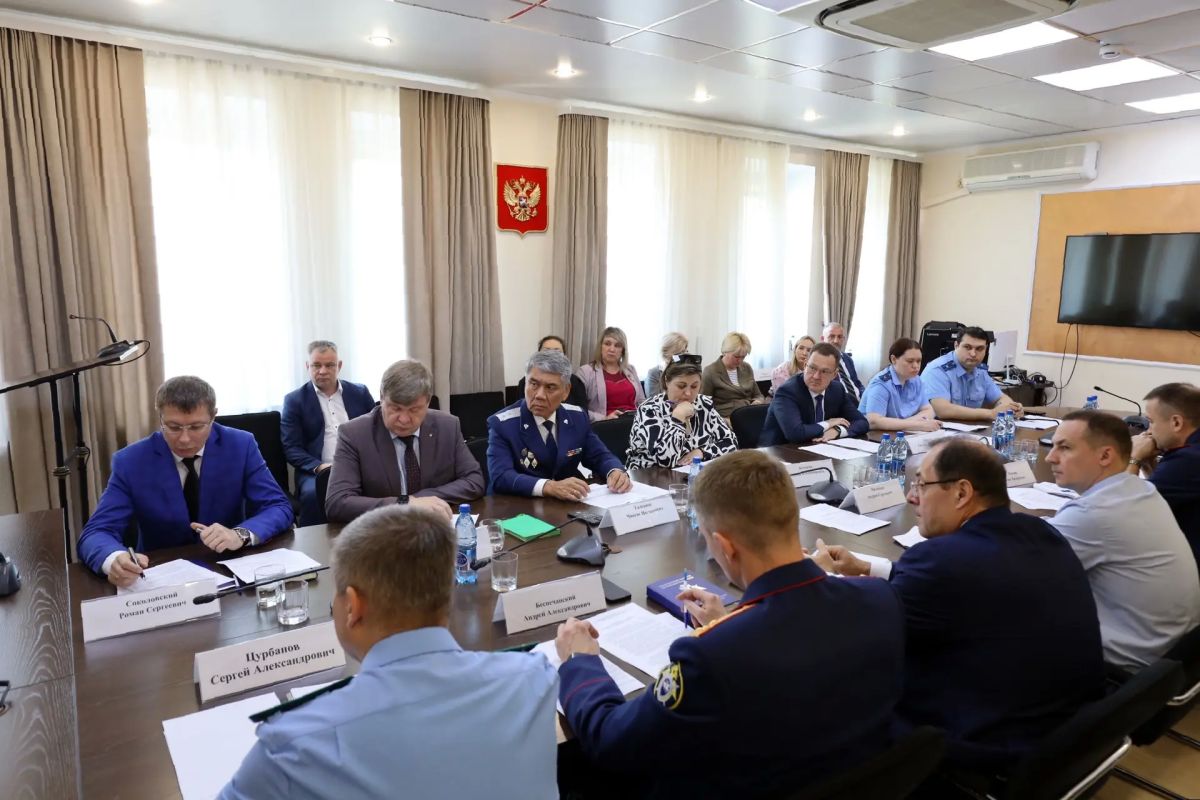В прокуратуре Забайкальского края межведомственная рабочая группа обсудила вопросы контрактации мероприятий национальных проектов В прокуратуре Забайкальского края межведомственная рабочая группа обсудила вопросы контрактации мероприятий национальных проектов