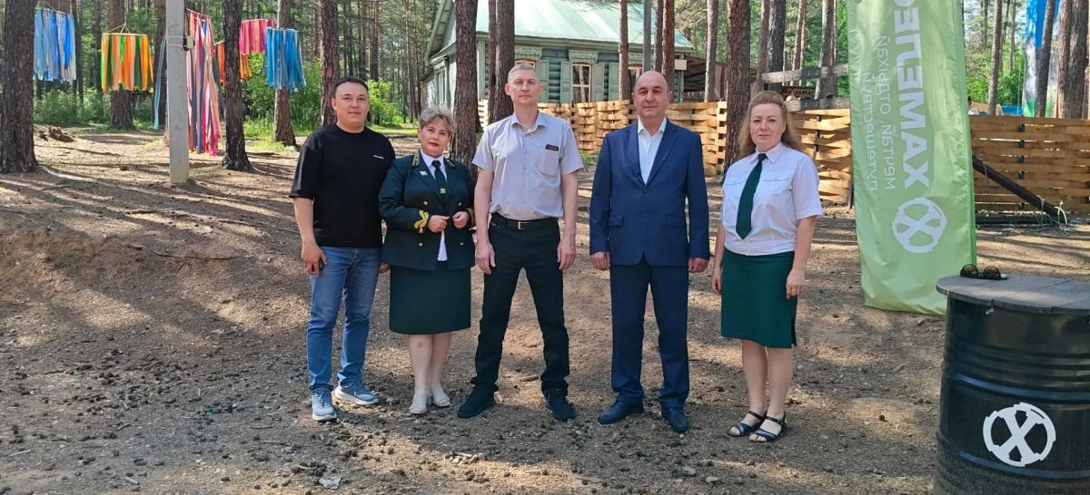 30 июня на базе детского оздоровительного лагеря "Никишиха" стартовал ежегодный Слёт школьных лесничеств Забайкальского края 30 июня на базе детского оздоровительного лагеря "Никишиха" стартовал ежегодный Слёт школьных лесничеств Забайкальского края