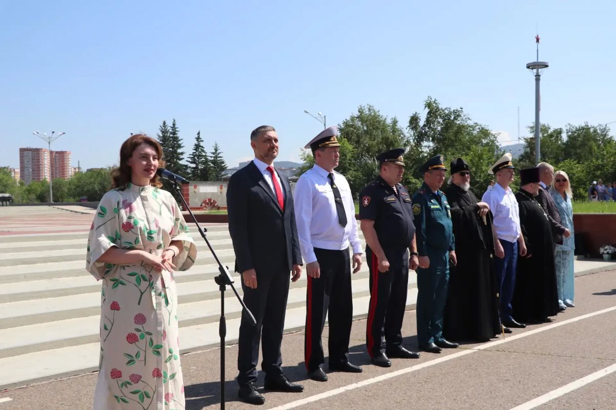 Инна Щеглова: Сегодня приняла участие в торжественном гарнизонном разводе нарядов полиции при заступлении на службу по охране общественного порядка, посвященном празднованию 90-летнего юбилея со Дня образования... Инна Щеглова: Сегодня приняла участие в торжественном гарнизонном разводе нарядов полиции при заступлении на службу по охране общественного порядка, посвященном празднованию 90-летнего юбилея со Дня образования...