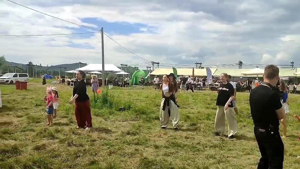 Танцевальный мастер-класс приходит на сцене «Туман» мультикультурного фестиваля «Степь» (6+)