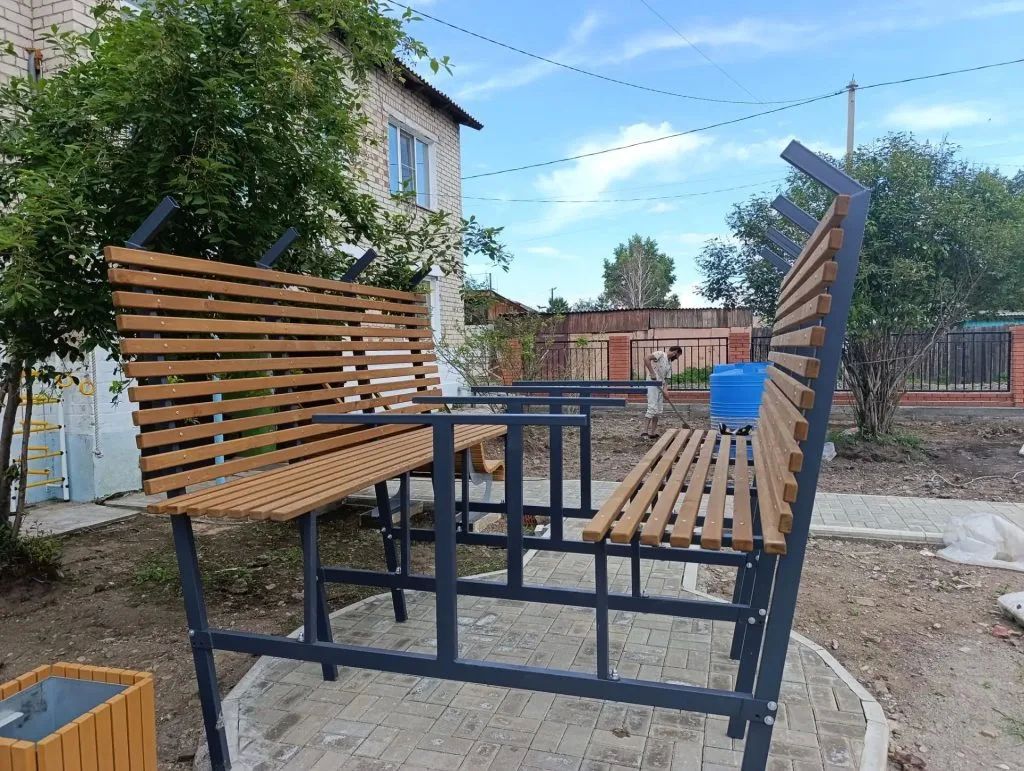 Двор по мотивам сказки о Буратино благоустраивают в Верх-Чите Двор по мотивам сказки о Буратино благоустраивают в Верх-Чите