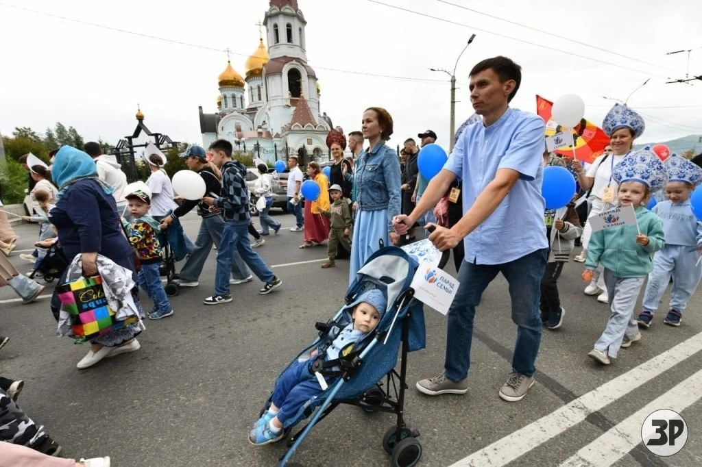 Программу празднования Дня семьи, любви и верности публикует «ЗР»