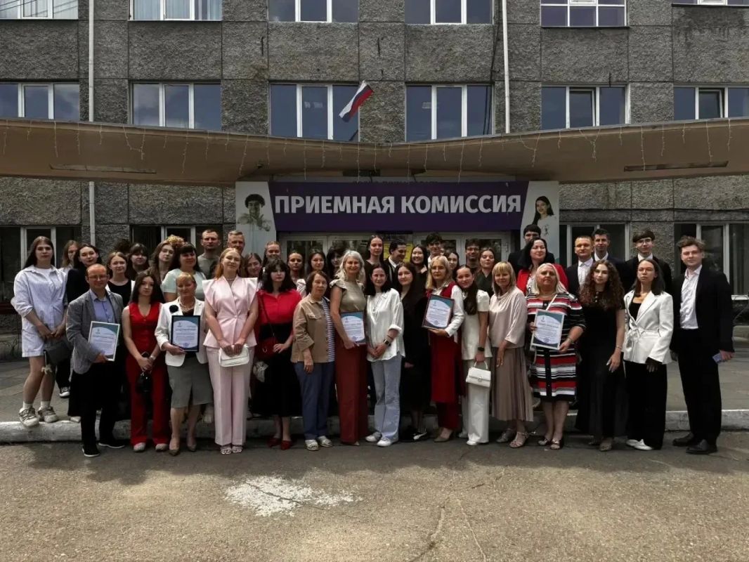 Талант, знания, возможности: в ЗабГУ обсудили будущее Забайкалья Талант, знания, возможности: в ЗабГУ обсудили будущее Забайкалья