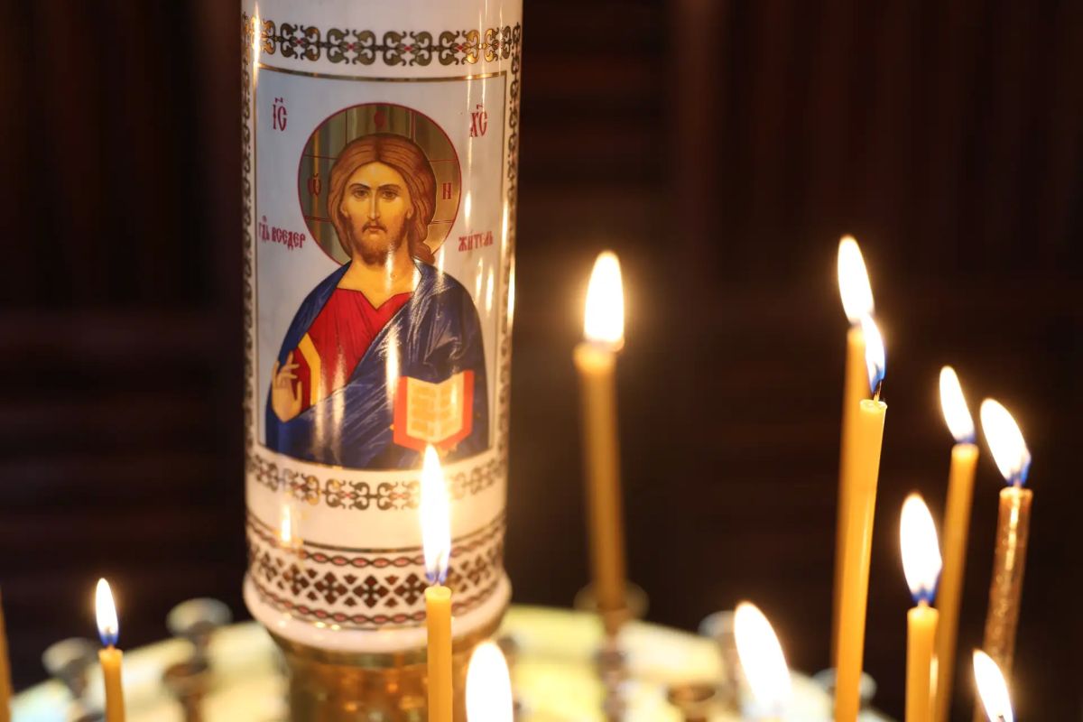 Торжественное богослужение в День семьи, любви и верности прошло в Чите Торжественное богослужение в День семьи, любви и верности прошло в Чите