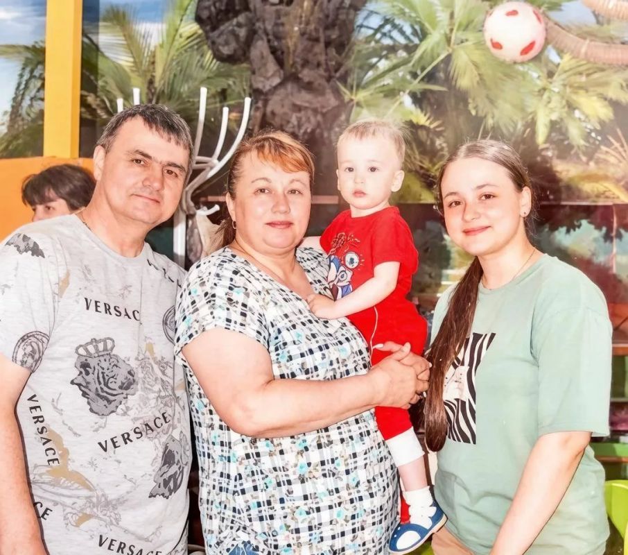 Медали «За любовь и верность» вручили читинским семьям Медали «За любовь и верность» вручили читинским семьям