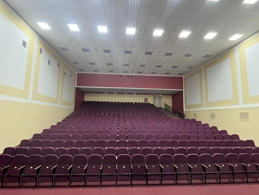 Капитальный ремонт центра досуга в посёлке Приаргунск, который провели благодаря нацпроекту «Семья», завершили спустя два года Капитальный ремонт центра досуга в посёлке Приаргунск, который провели благодаря нацпроекту «Семья», завершили спустя два года