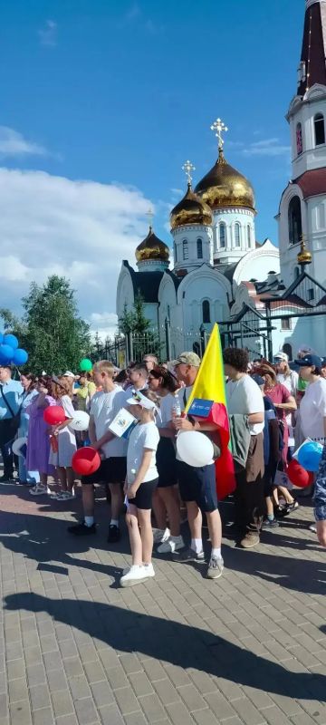 Семьи Забайкальского краевого лицея-интерната приняли участие в Параде семей Семьи Забайкальского краевого лицея-интерната приняли участие в Параде семей