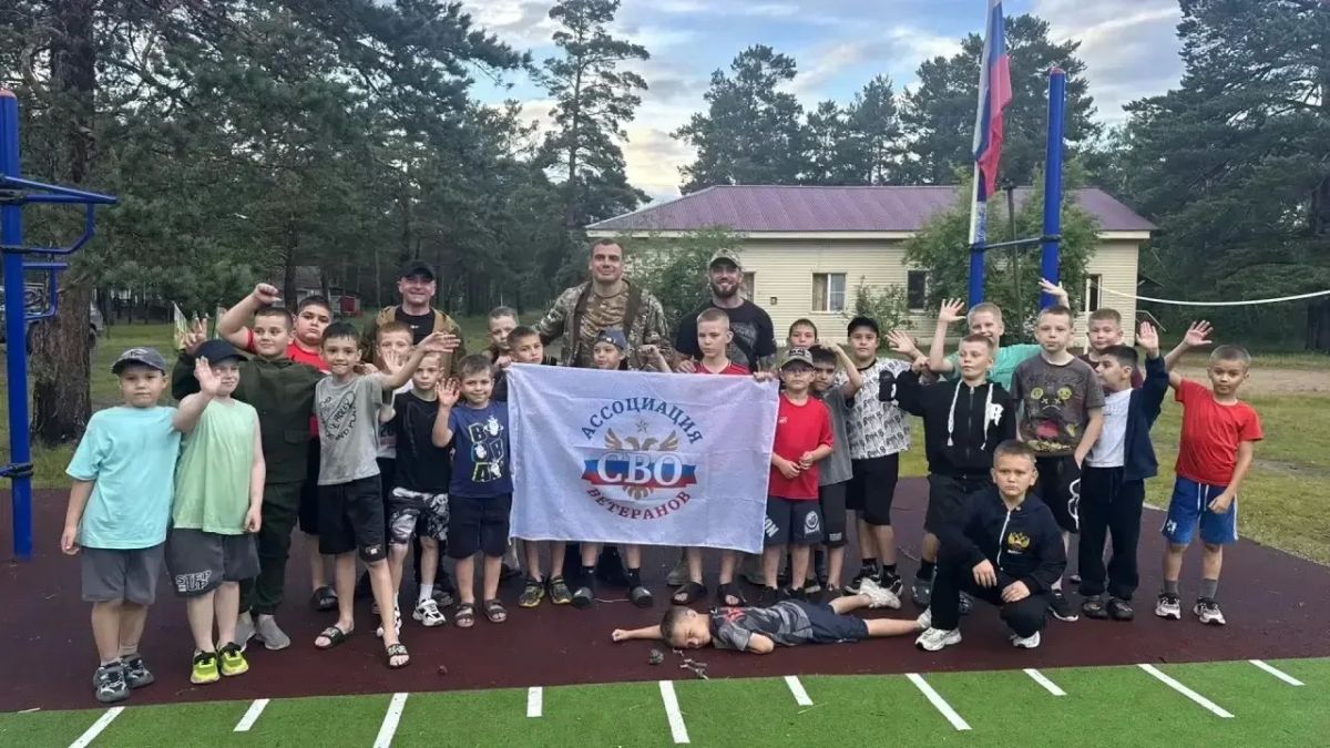 «День безопасности» прошел в спортивном лагере «Багульник» В спортивном лагере «Багульник» прошел «День безопасности», объединивший «Урок мужества» и практическую отработку действий при условной террористической угрозе «День безопасности» прошел в спортивном лагере «Багульник» В спортивном лагере «Багульник» прошел «День безопасности», объединивший «Урок мужества» и практическую отработку действий при условной террористической угрозе
