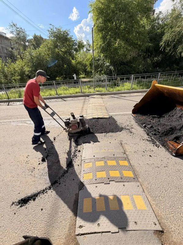 Ямочные ремонты продолжаются в Чите Ямочные ремонты продолжаются в Чите