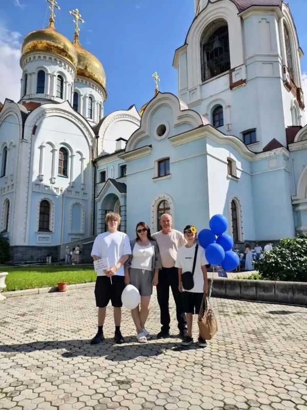 Семьи Забайкальского краевого лицея-интерната приняли участие в Параде семей Семьи Забайкальского краевого лицея-интерната приняли участие в Параде семей