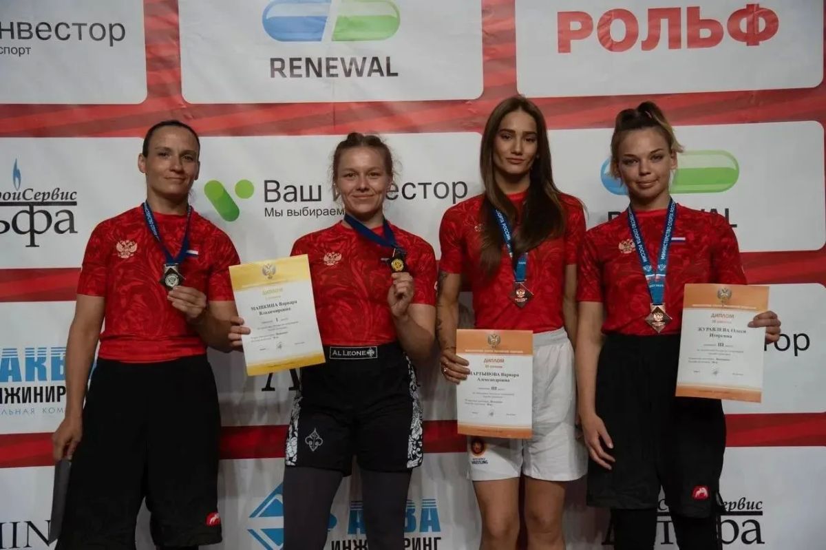 Забайкалки забрали высокие награды на чемпионате России по грэпплингу Забайкалки забрали высокие награды на чемпионате России по грэпплингу