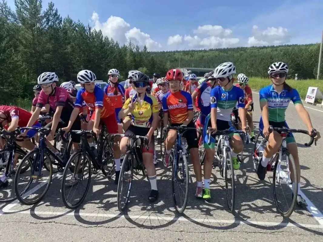 Забайкальские спортсмены достойно выступили на ДФО по велосипедному спорту Забайкальские спортсмены достойно выступили на ДФО по велосипедному спорту